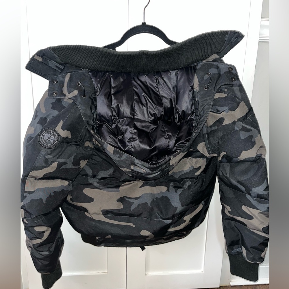Canada Goose - Women’s Black Camouflage Print Down Jacket. Size Small.